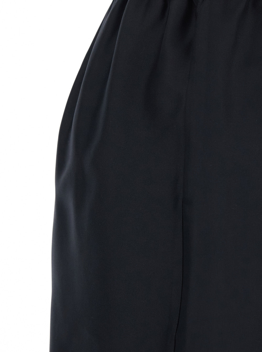 ZINIA LDS LOOSE-FIT SHORTS Black with Soft Silk Design for Women And Bermuda
