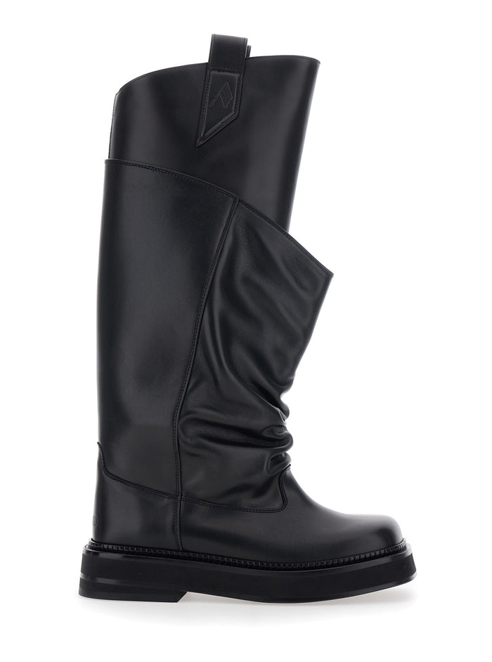 Black Passeggiata Boots with Pull-tab and Rubber Sole in Leather Woman Calf