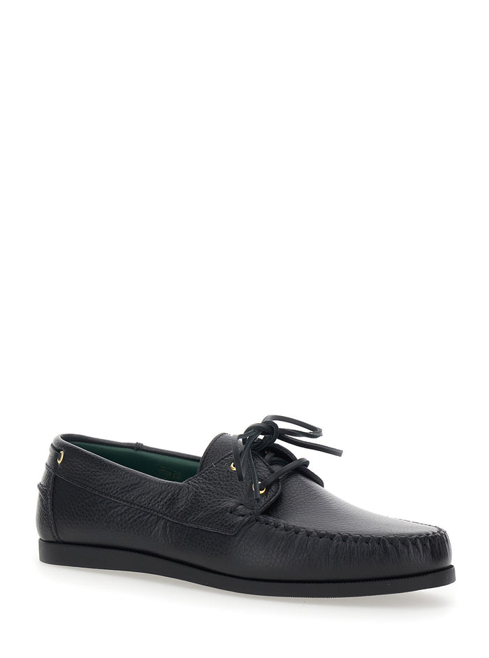 Black Loafers with Rounded Toe and Bow Laces on the Front in Leather for Men Grain
