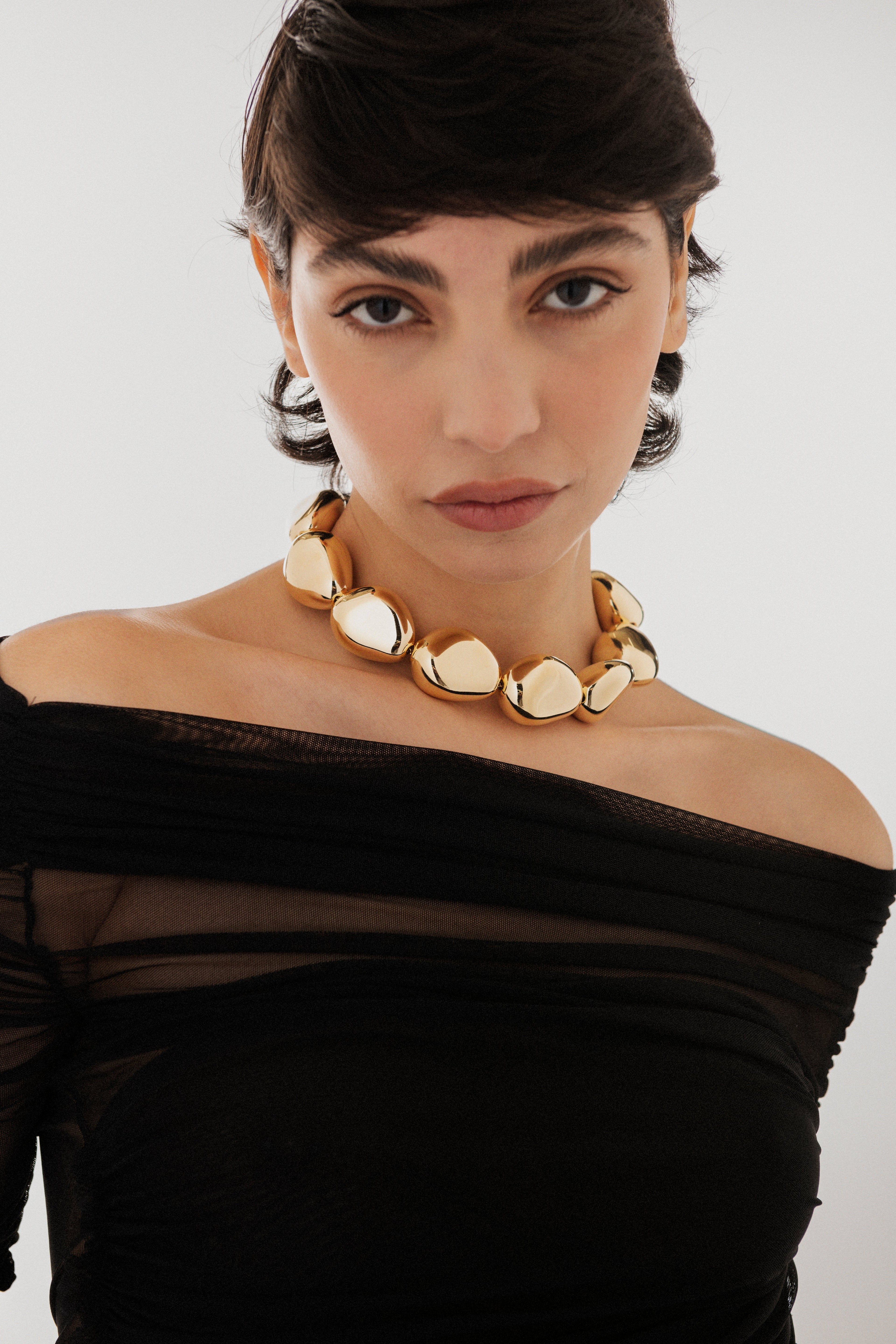 Lace Stone Gold __single__ Necklaces