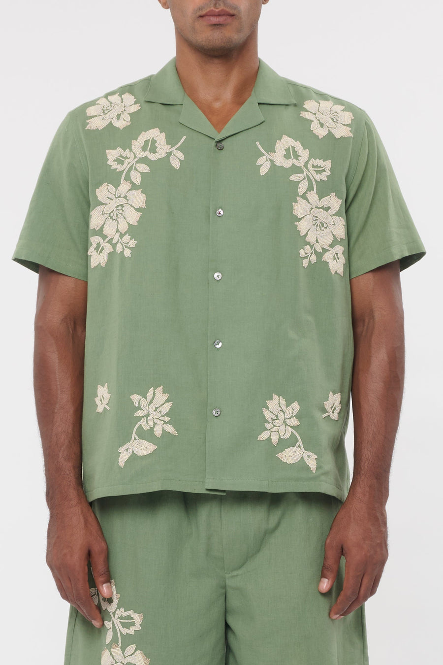Baziszt Viscose or linen blend shirt in green