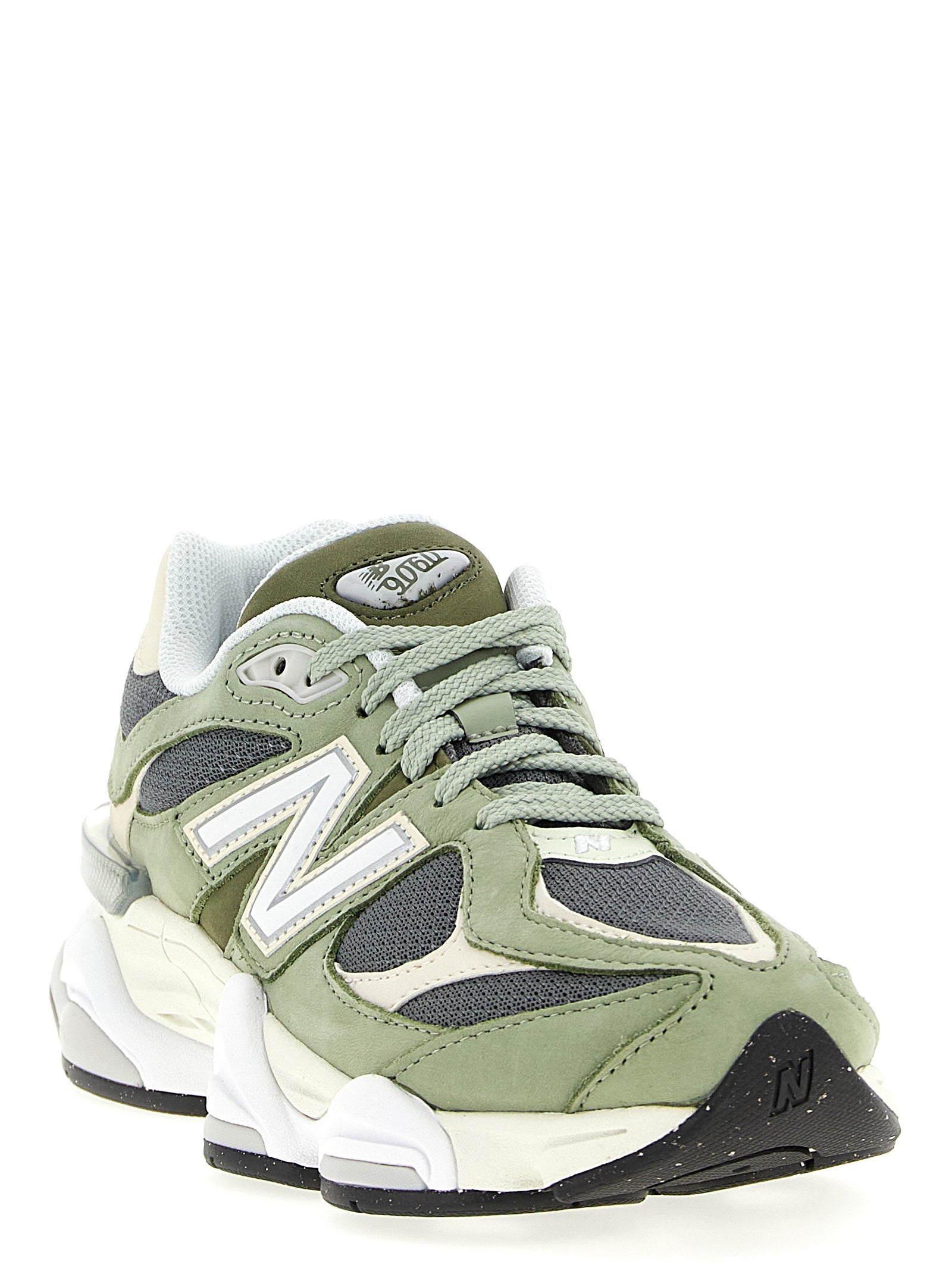 9060 Sneakers Green Nubuck Mesh