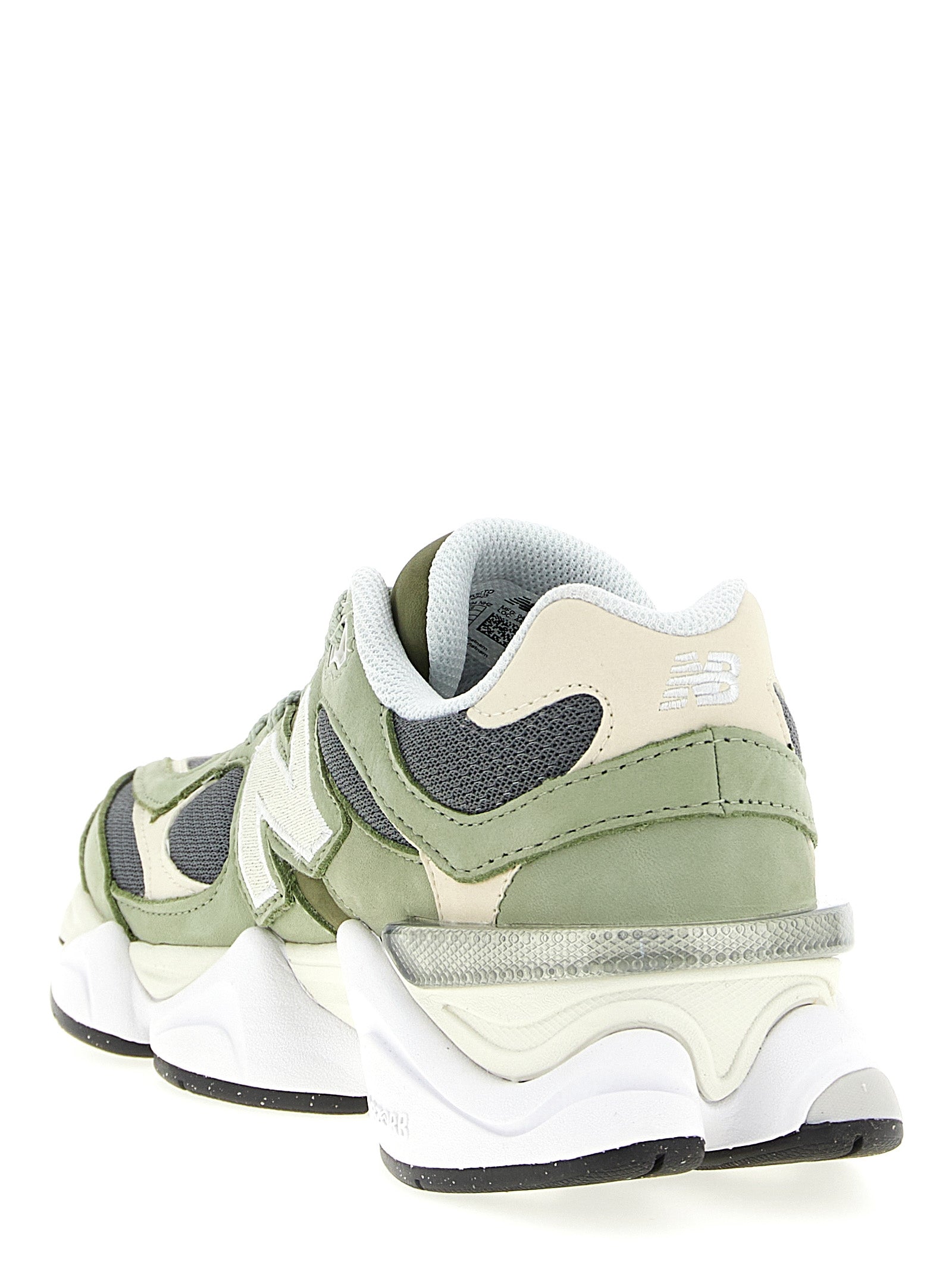 9060 Sneakers Green Nubuck Mesh