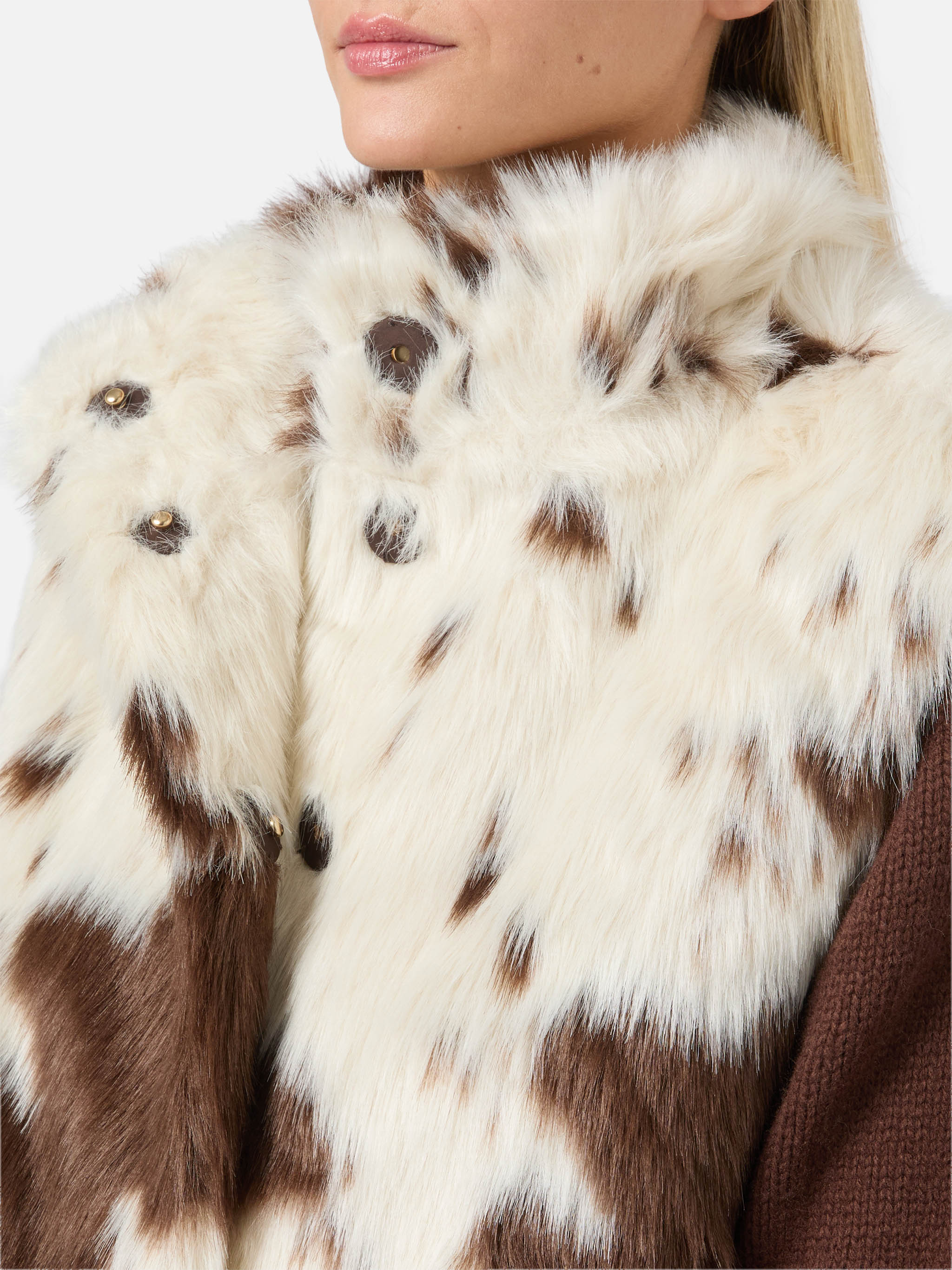 Ambre Faux-Fur Gilet With Cow Print White Coat