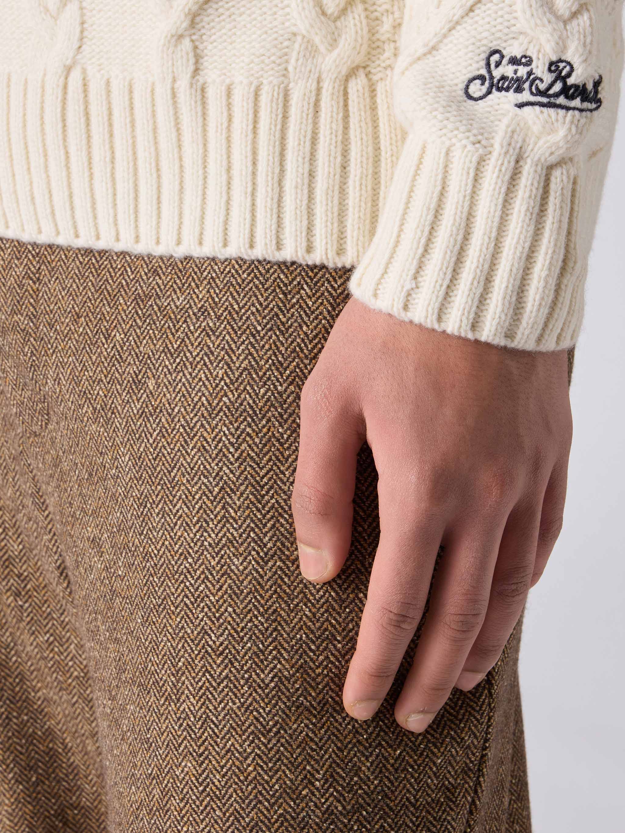 White Crewneck Sweater Bergen Tricot With Vacanze Di Natale 83 Embroidery __single__ Knitwear