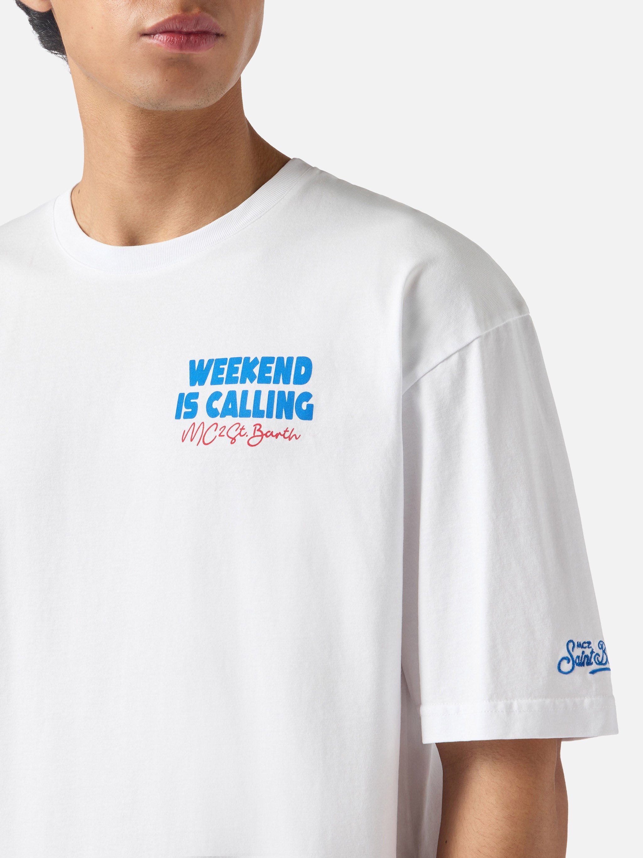 Delmar T-Shirt With Weekend Is Calling Print And Maxi Graphic On The Back White