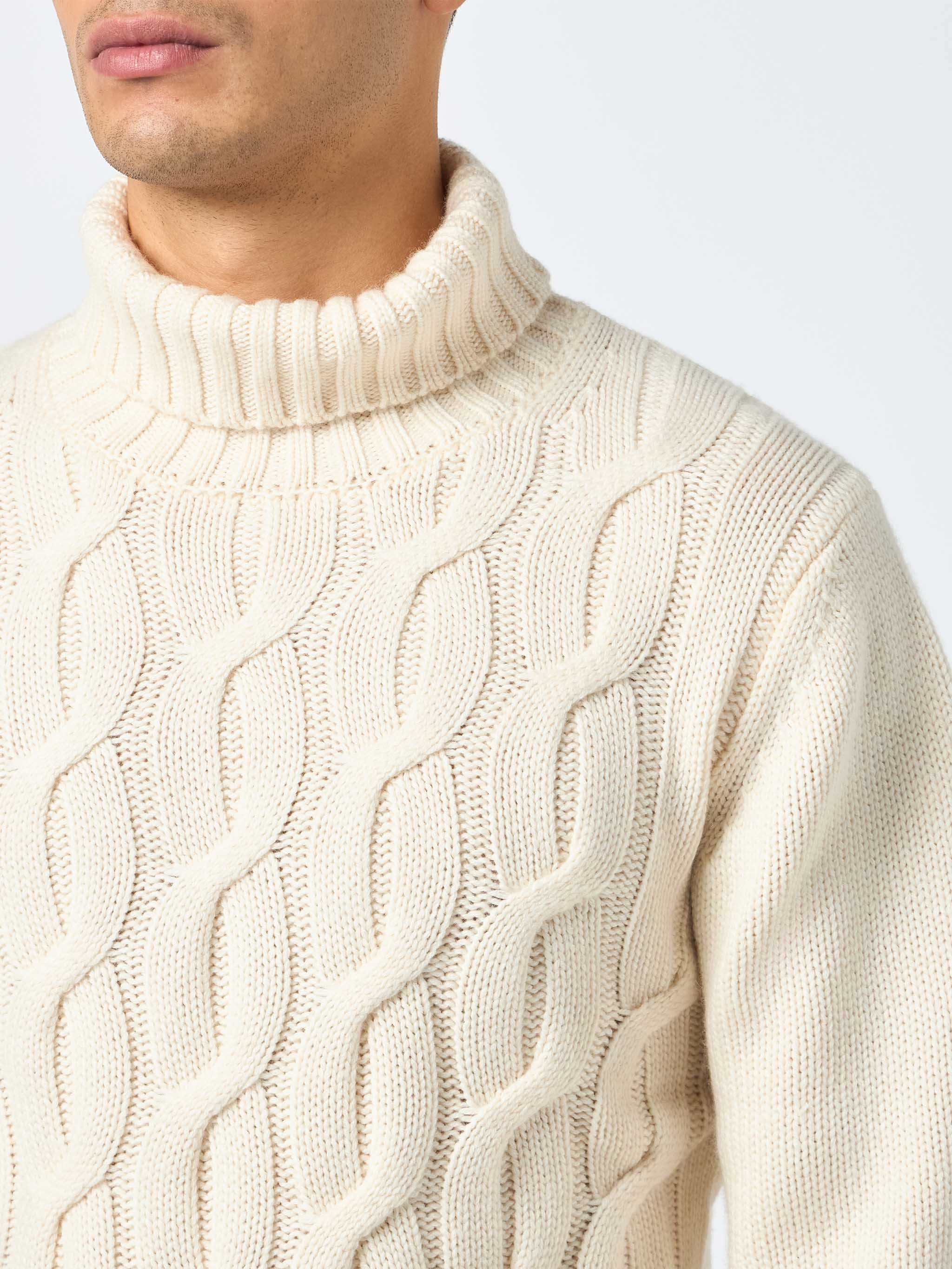 Man Cable Knit Blend Cashmere Sweater Fisherman White