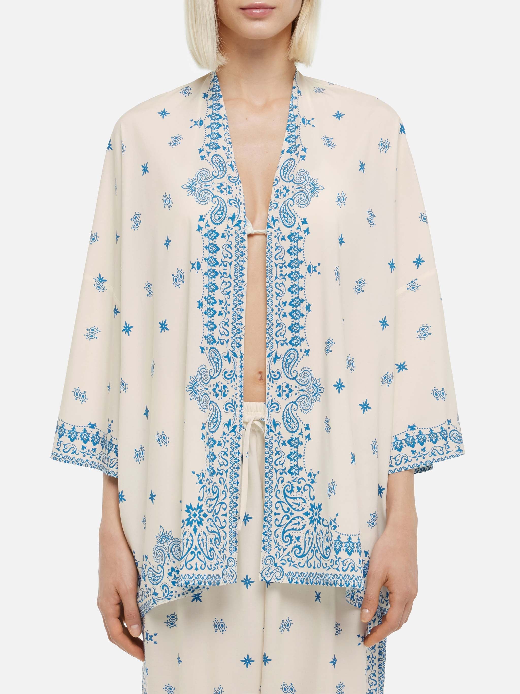 Milos Kimono Jacket With Bandana Placed Print White Beach Robe