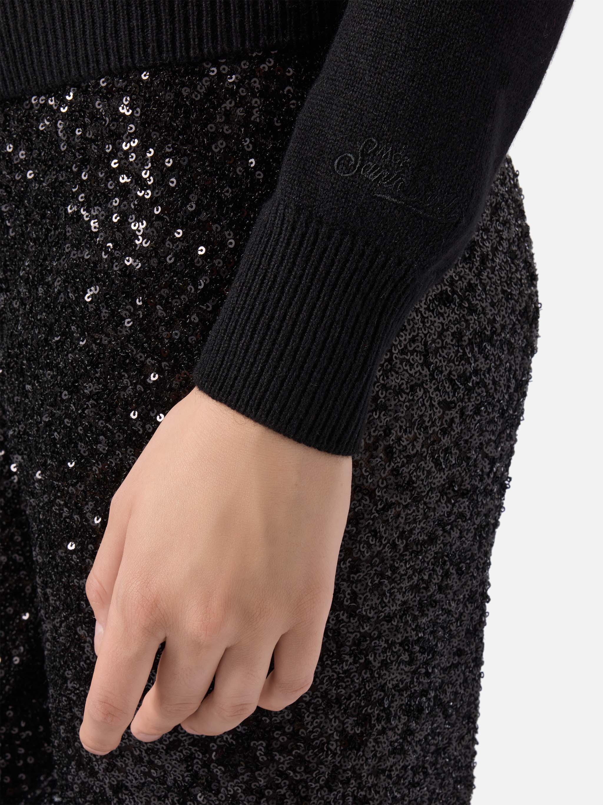 New Queen Cashmere-Blend Sweater Black With Brillante Rhinestone Appliqué