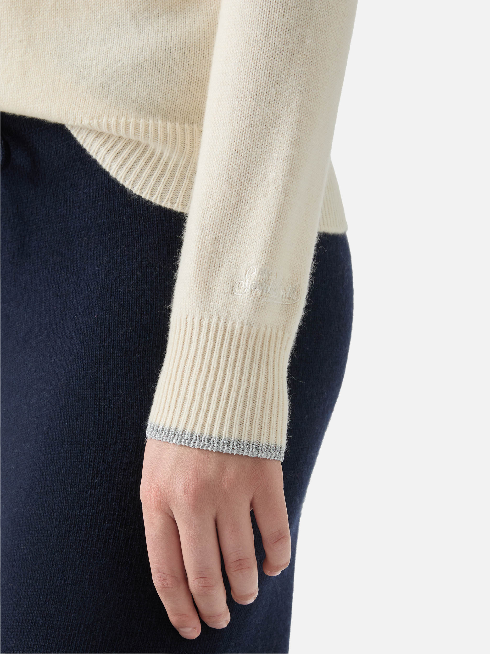 New Queen Crewneck White With Amo Cortina Da Un Pezzo Lurex Jacquard