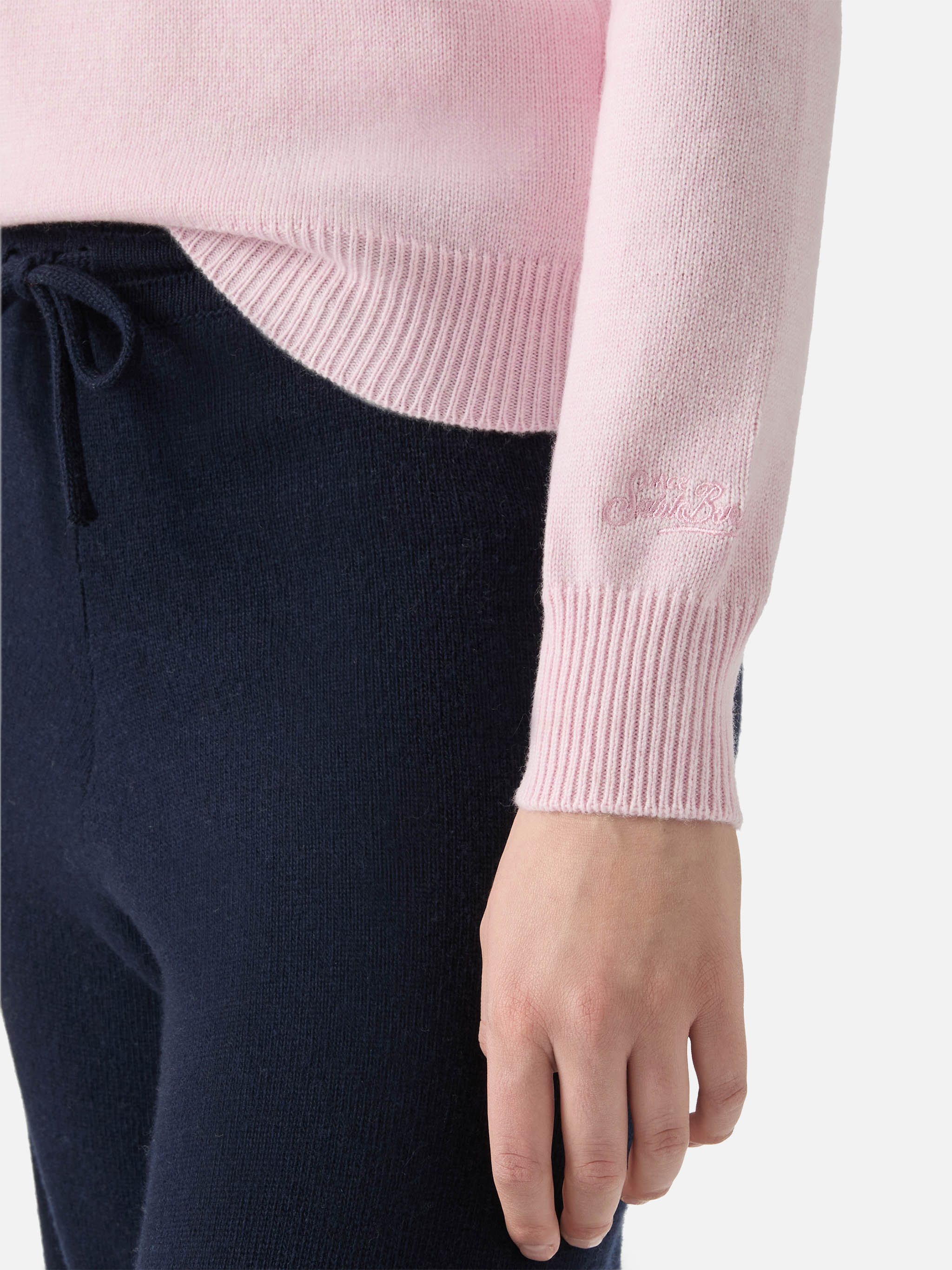 New Queen Crewneck White With Sono A Dieta (domani) Jacquard Pink