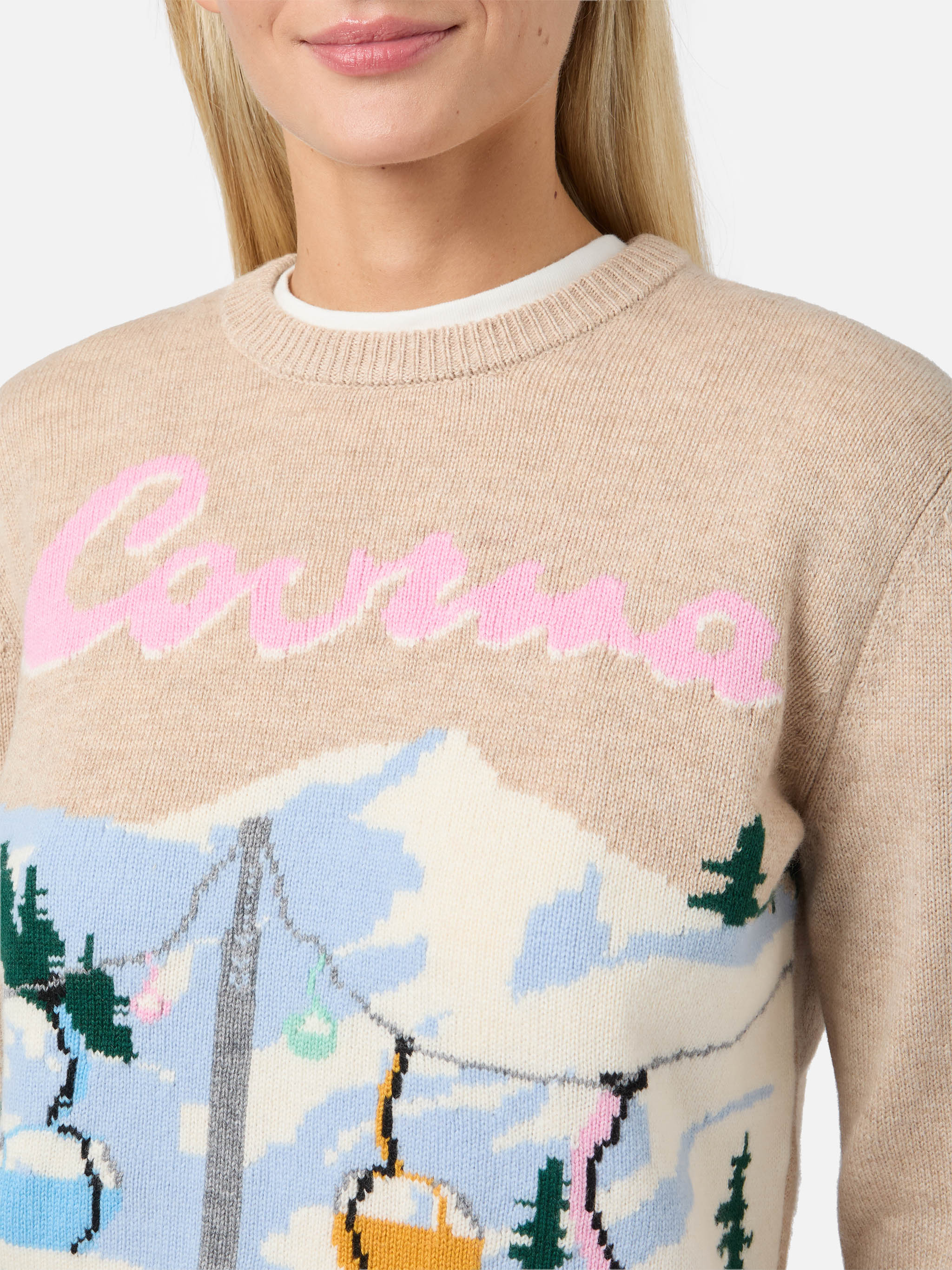 New Queen Cashmere-Blend Sweater Beige With Courma Postcard Jacquard Brown