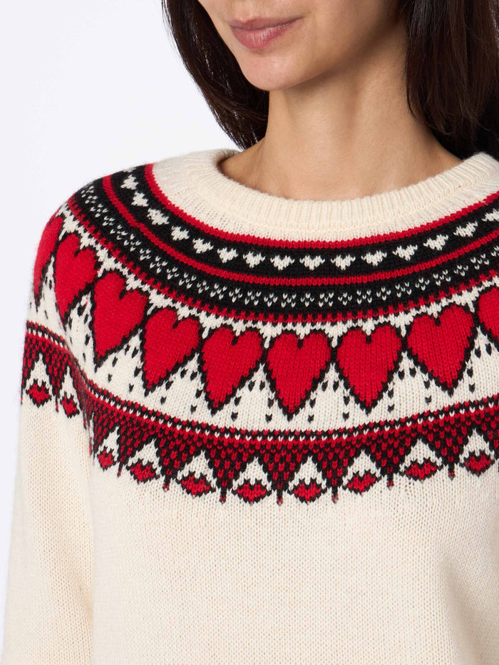 New Queen Nordic White Sweater With Heart Jacquard