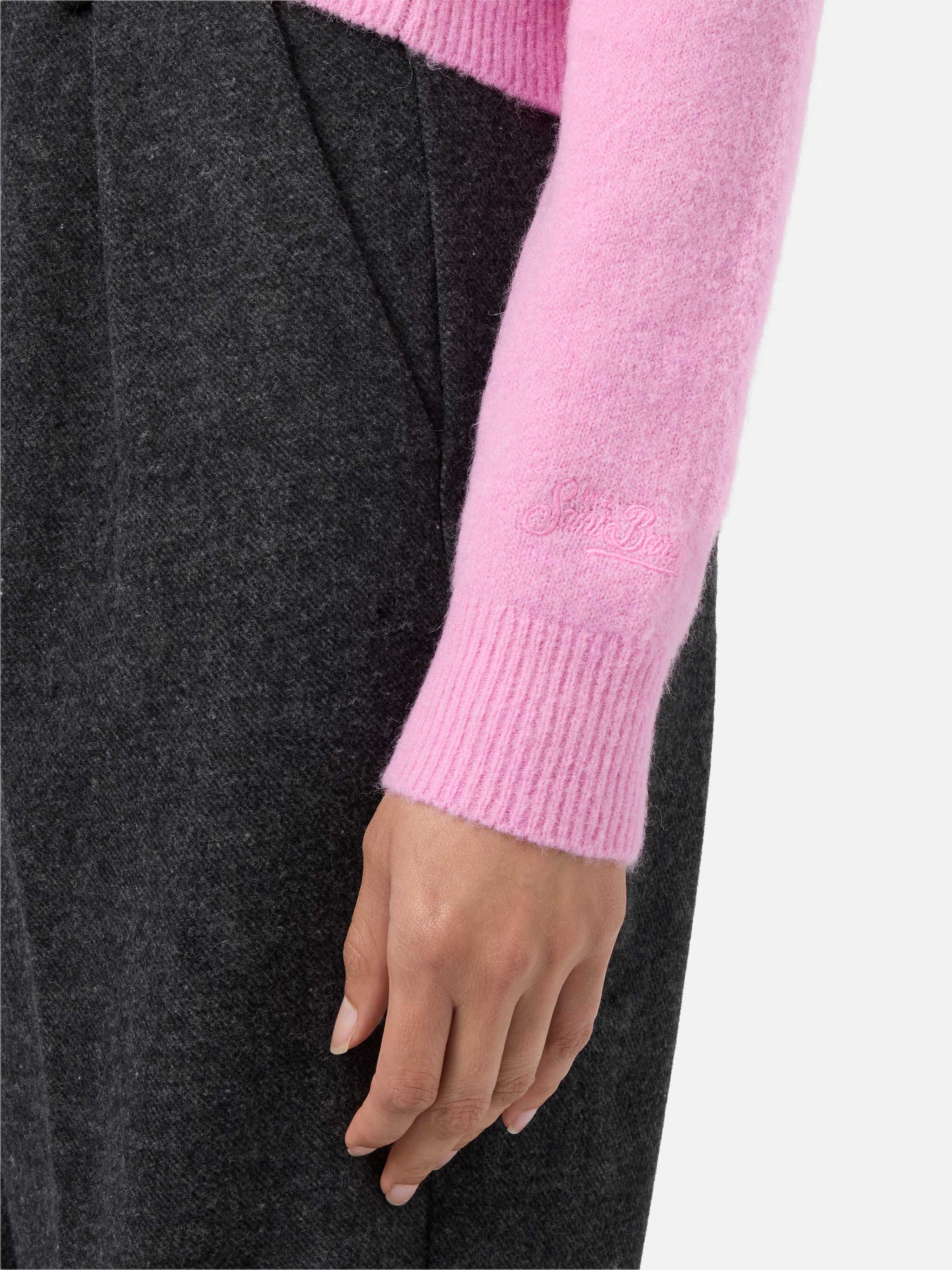 New Queen Stretch Sweater Merino-Wool And Alpaca Blend Pink With Non Smetto Di Sp(l)endere Embroidery