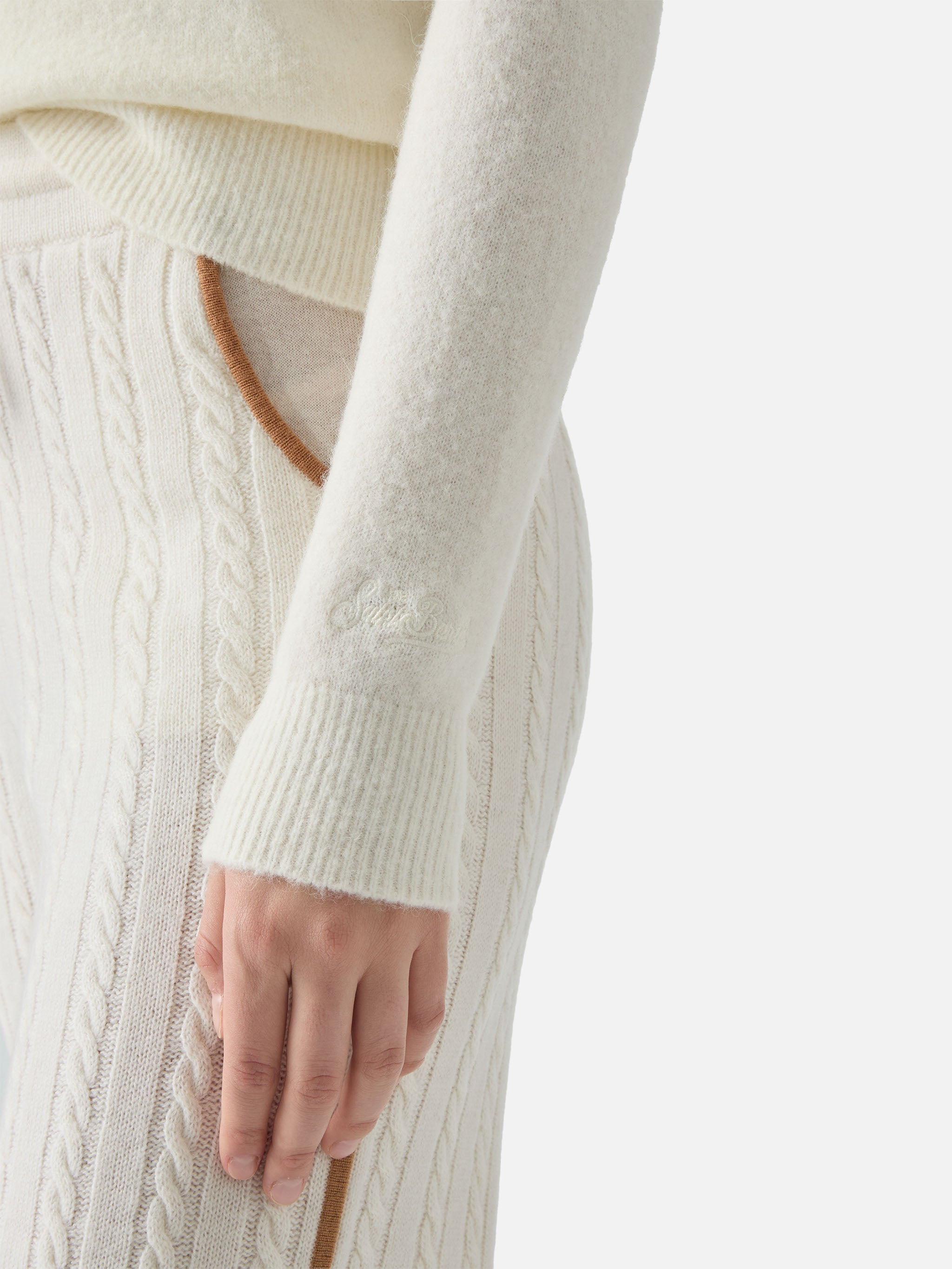 New Queen Stretch Sweater Merino-Wool And Alpaca Blend White With Born To Shine Rhinestone Appliqué