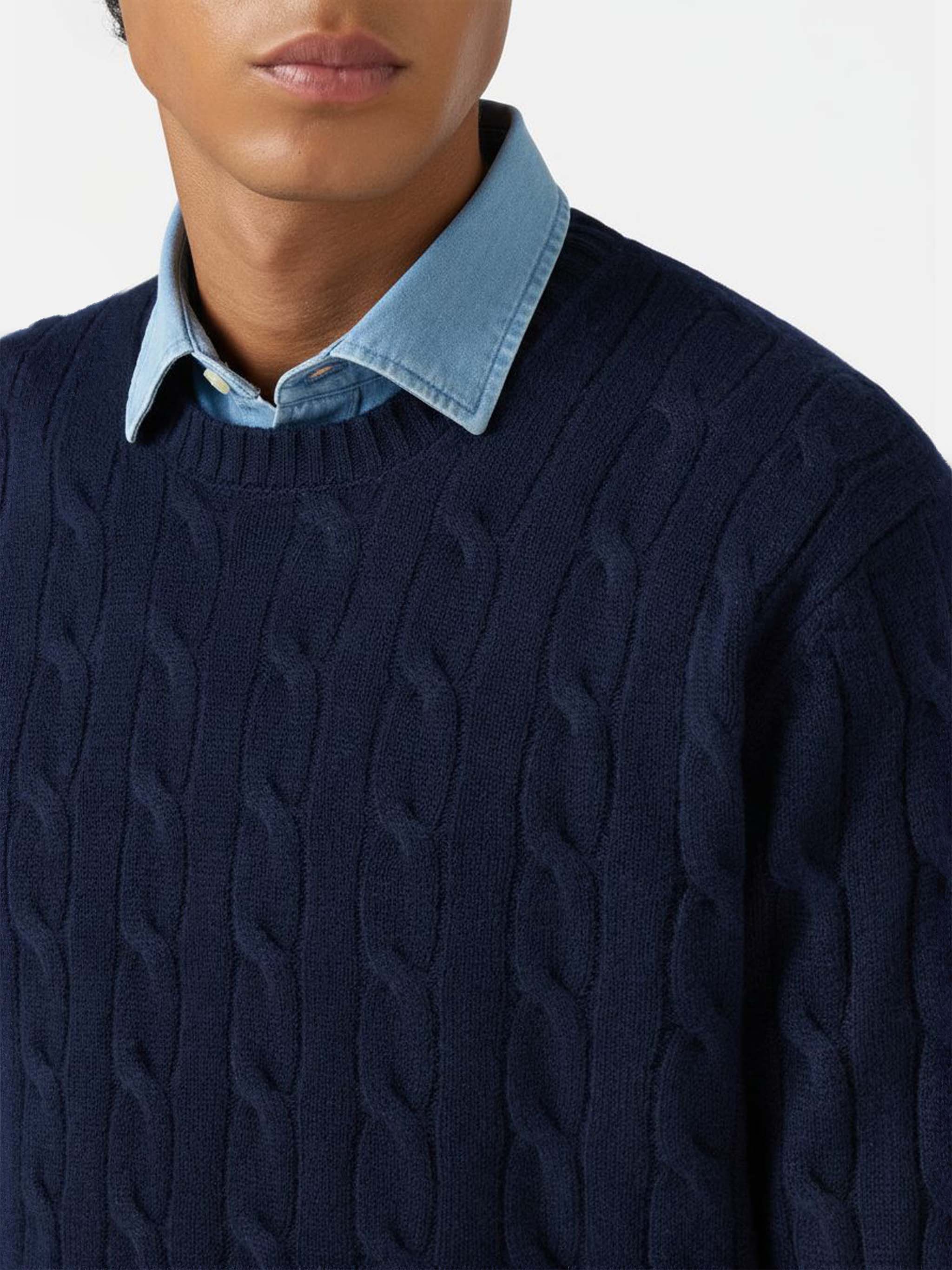 Crewneck Cable-Knit Sweater Regent Navy Wool Blue