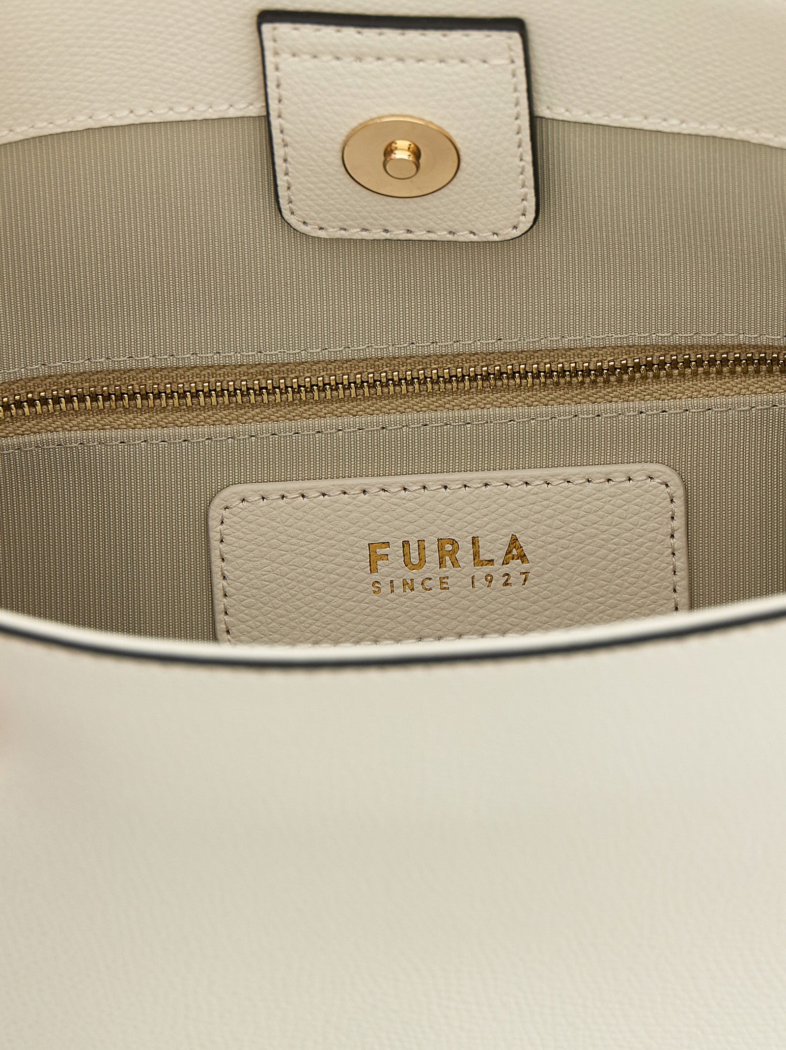 Roxie small bucket bag White Calfskin Leather (bos Taurus) Shoulder