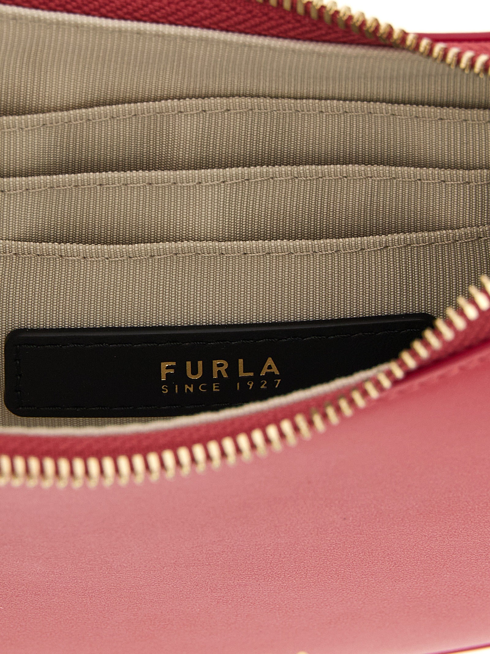 Furla Delizia mini shoulder bag Fuchsia Calfskin Leather (bos Taurus)