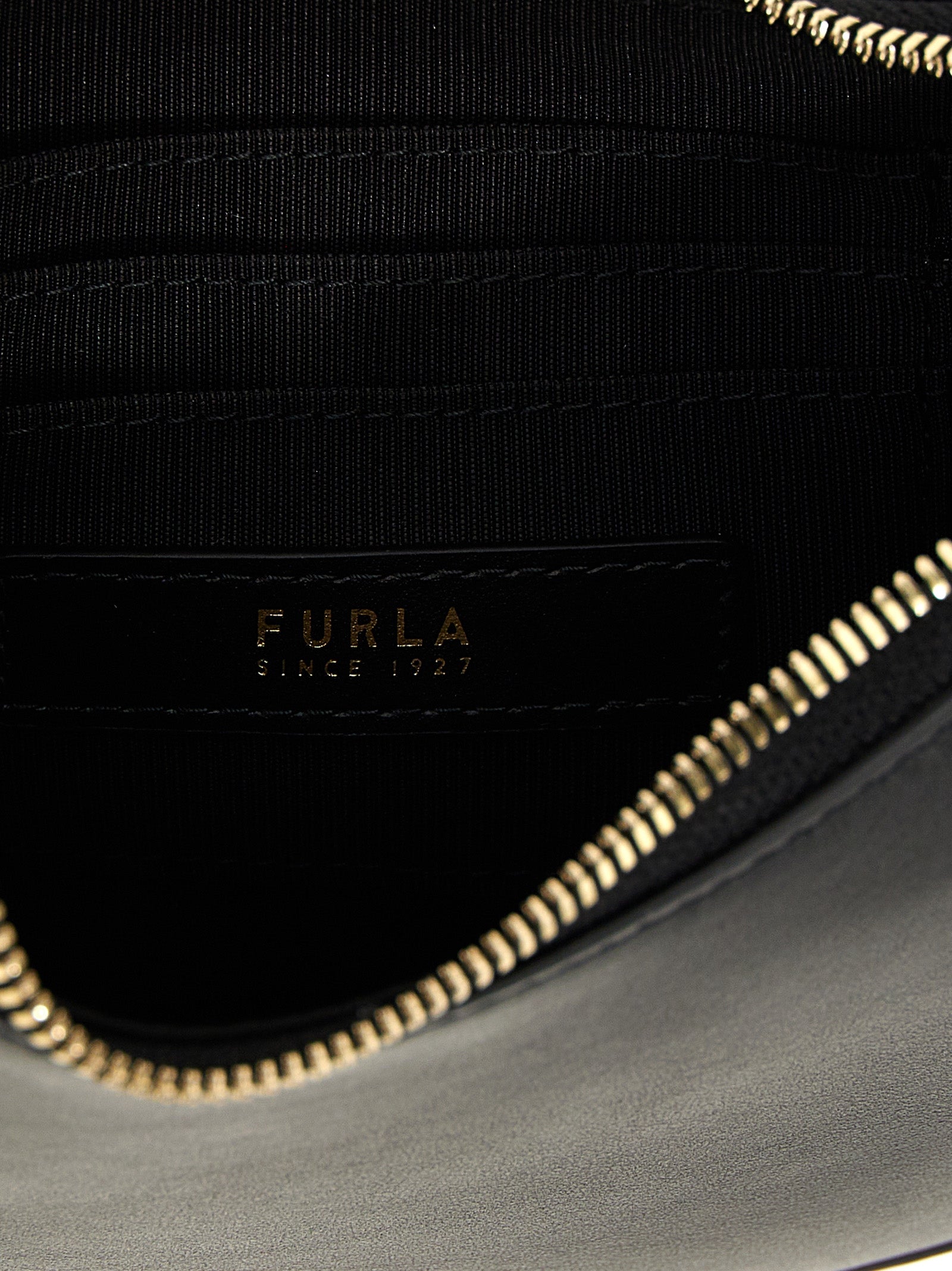 Furla Delizia mini shoulder bag Black Calf Leather (bos Taurus)