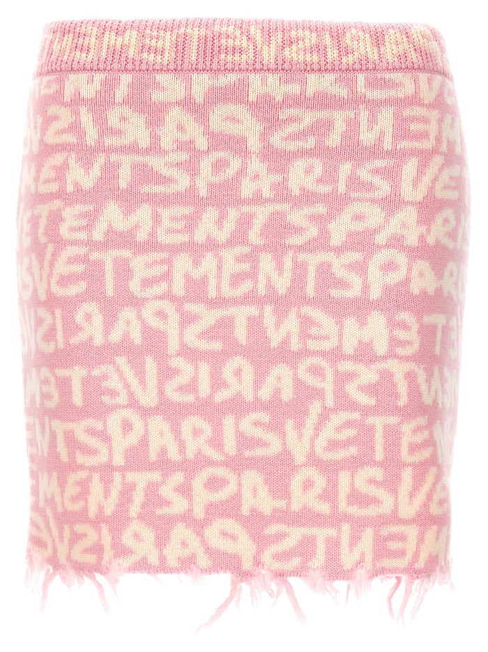 Graffiti Monogram skirt Pink Merino Wool