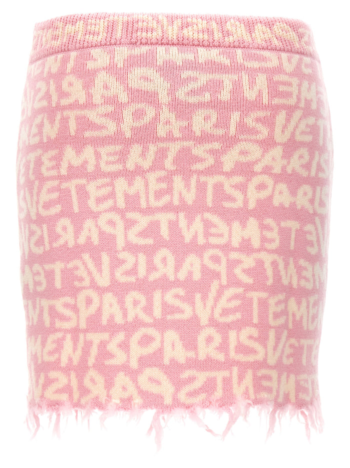 Graffiti Monogram skirt Pink Merino Wool
