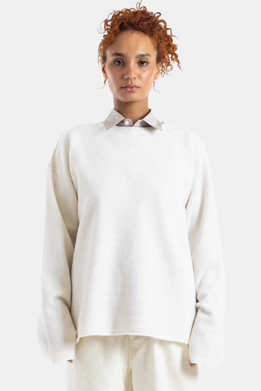 Pullover C-Neck Long Sleeves White Sweater