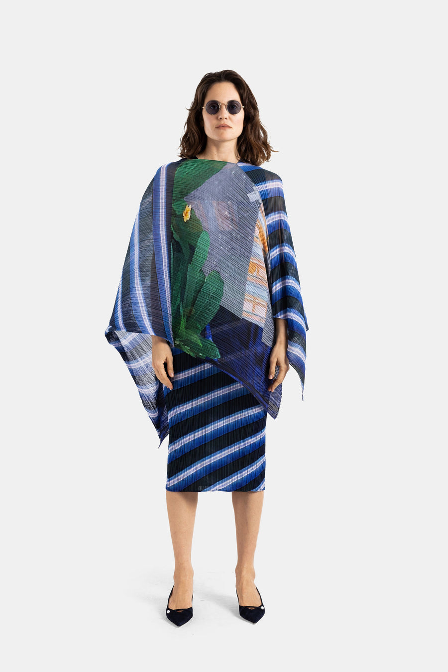 Pleats Please Issey Miyake Polyester poncho in multicolor