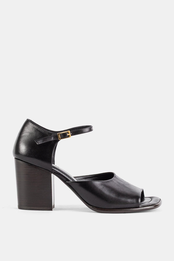 Lemaire Shiny vegetable-tanned cowhide leather block heel sandal in black