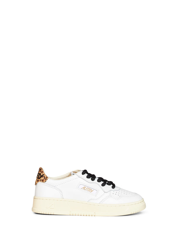 Sneakers Medalist Low White Leather Calf Trainers