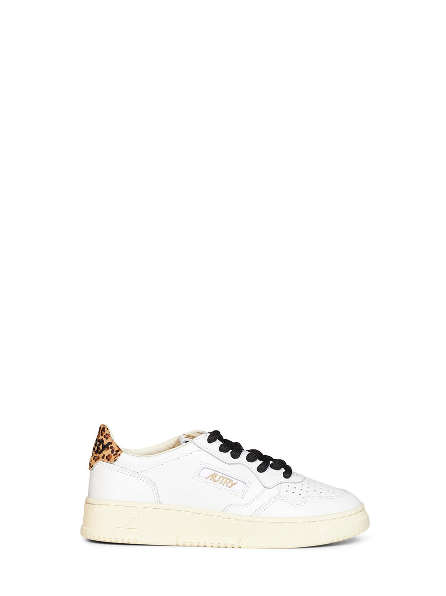 Sneakers Medalist Low White Leather Calf Trainers