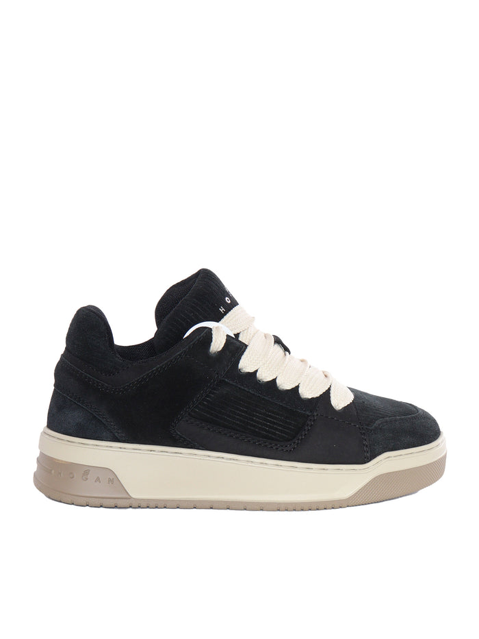 H667 Allacciato Black Sneaker