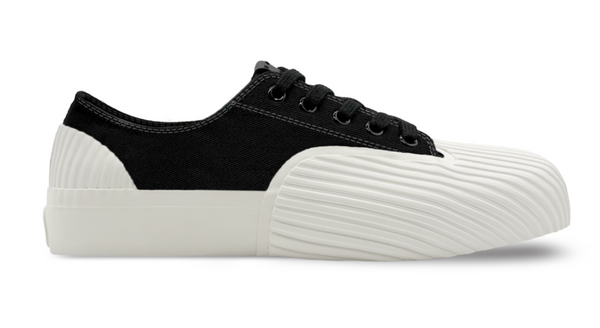 Unformed Sneaker — Black