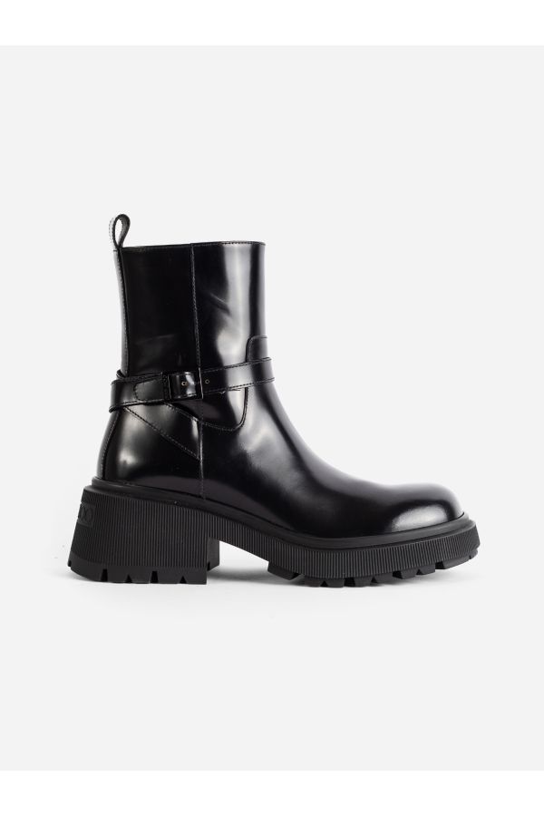 Jimmy Choo Conny Boot — Black