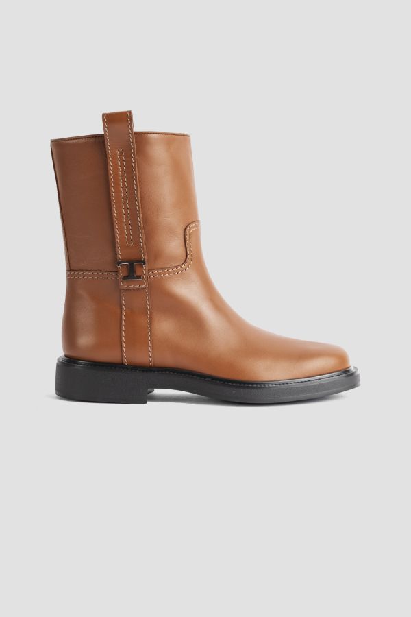 Tod's Cognac smooth leather boot in brown