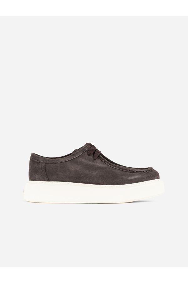 Referenc Suede upper sneaker in brown
