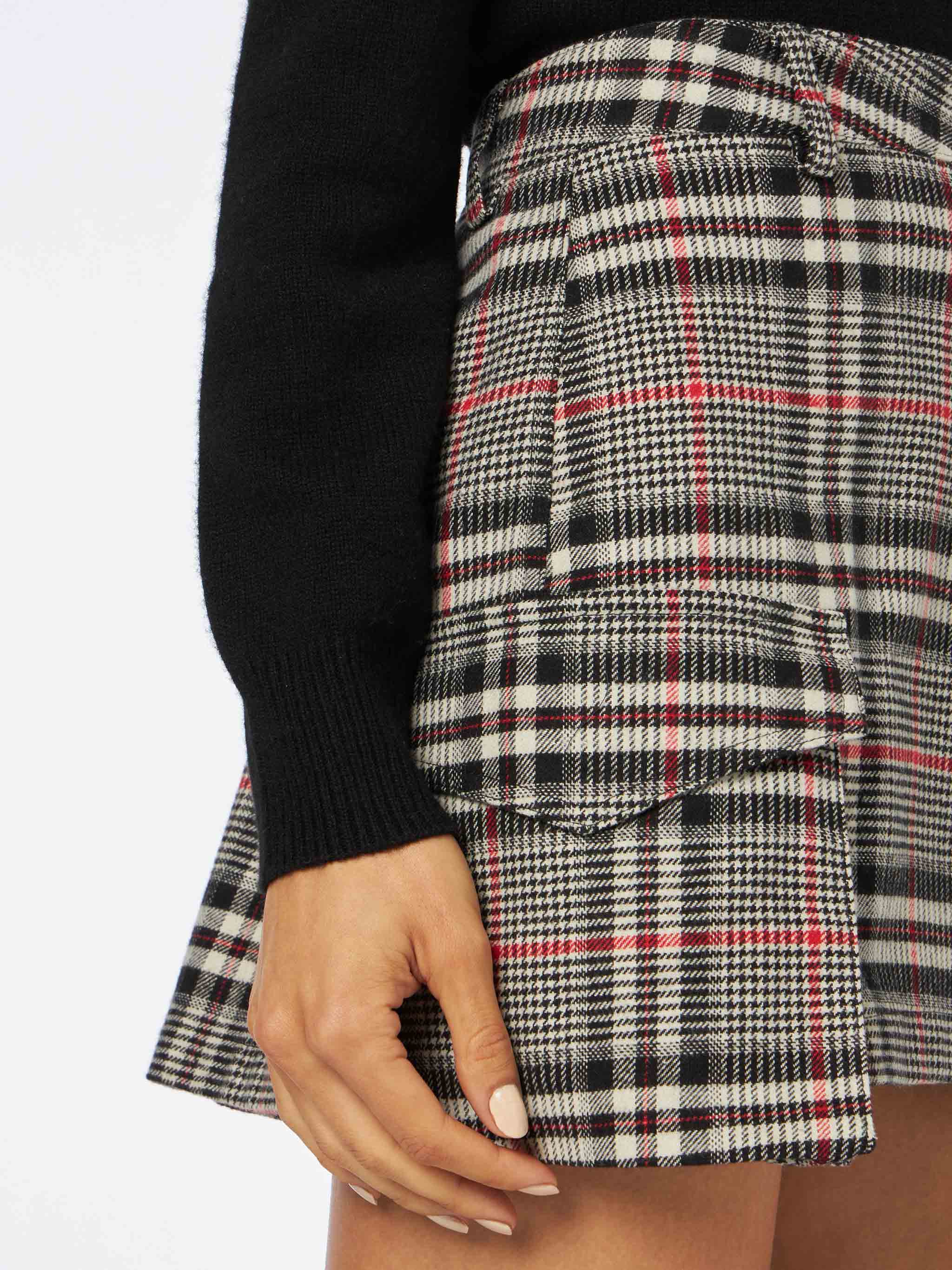 Prince Of Wales Fern Cargo Miniskirt Black Skirt