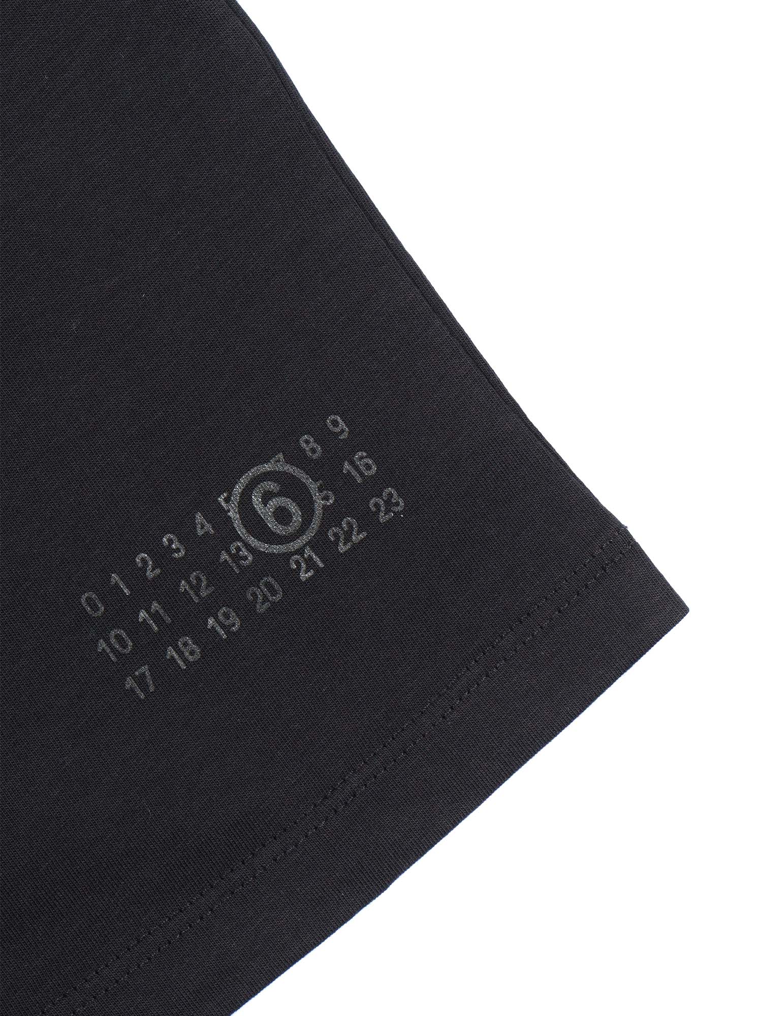 T-Shirts Black Cotton Short Sleeves T-shirt