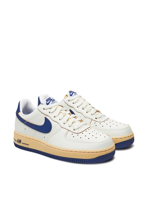 Nike Air Force Sneaker — White