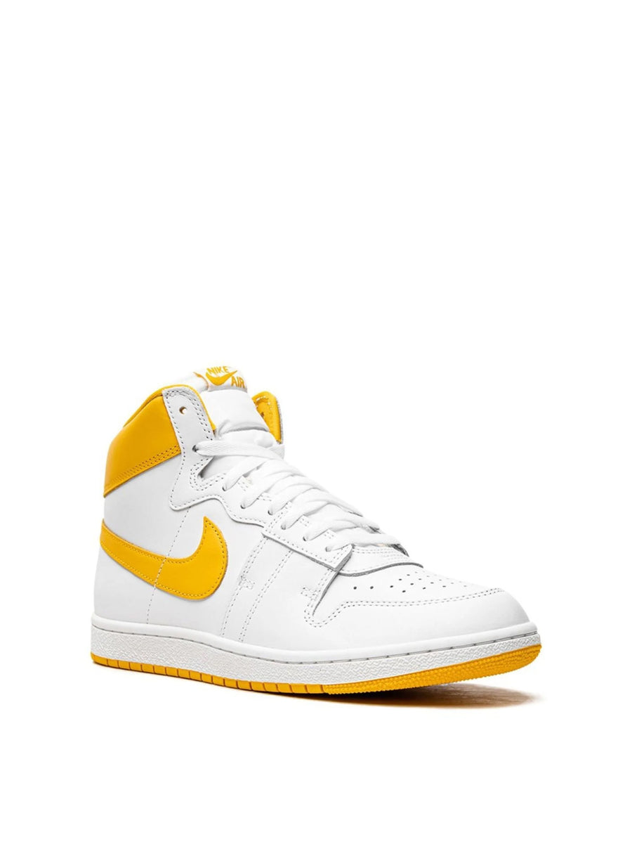 Nike Jordan Sneakers — White