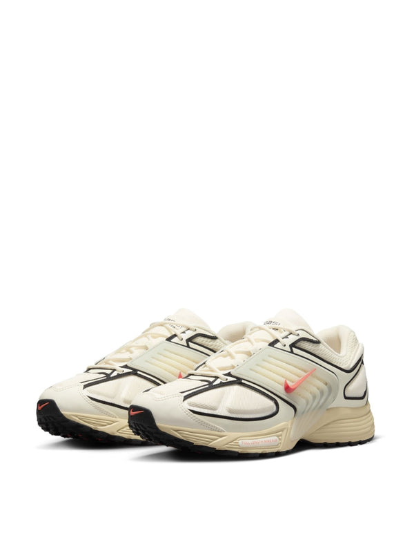 Nike Sneaker — Multicolor