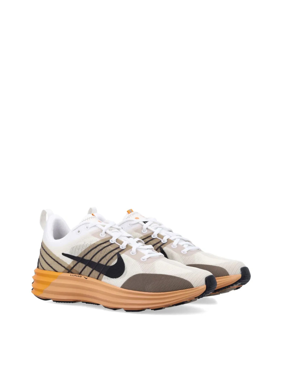 Nike Lunar Roam Sneakers — White