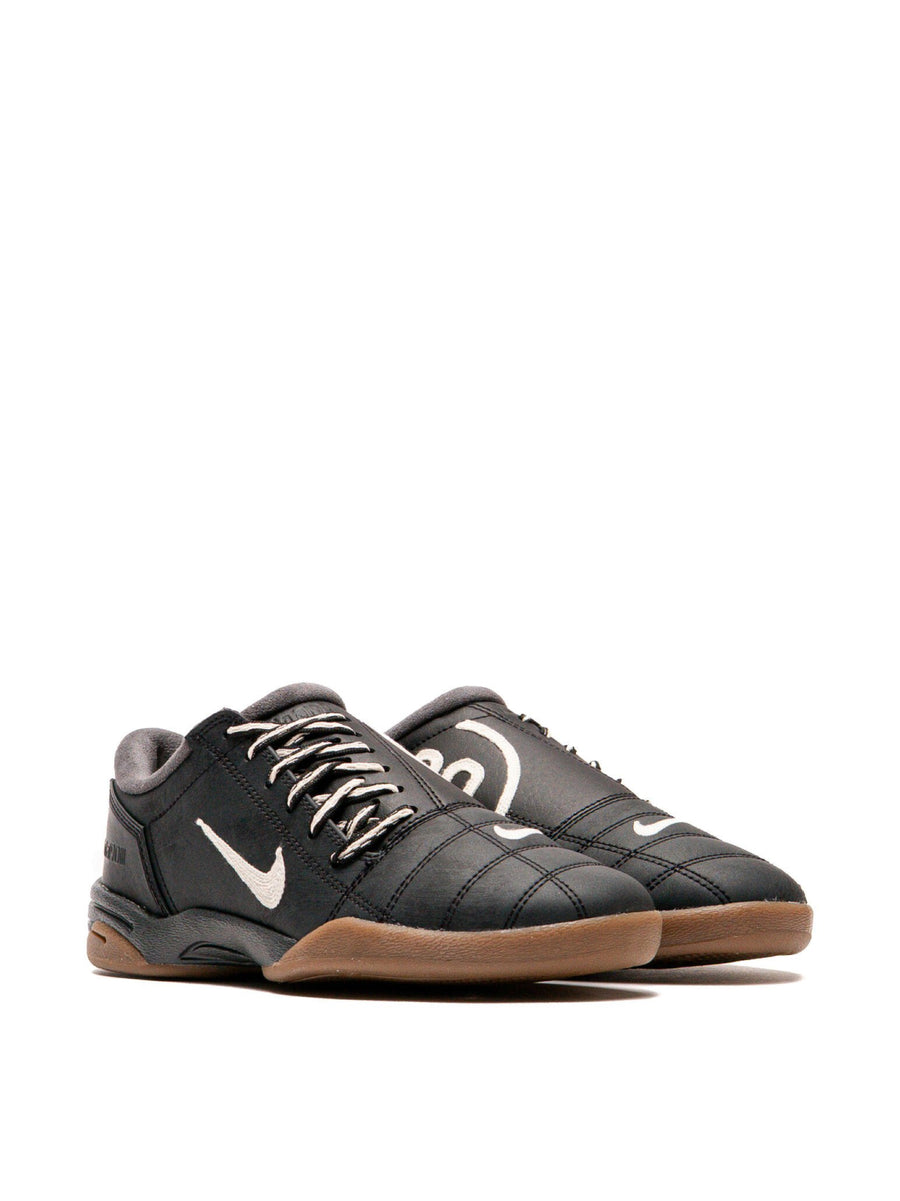 Nike Total 90 Sneaker — Black