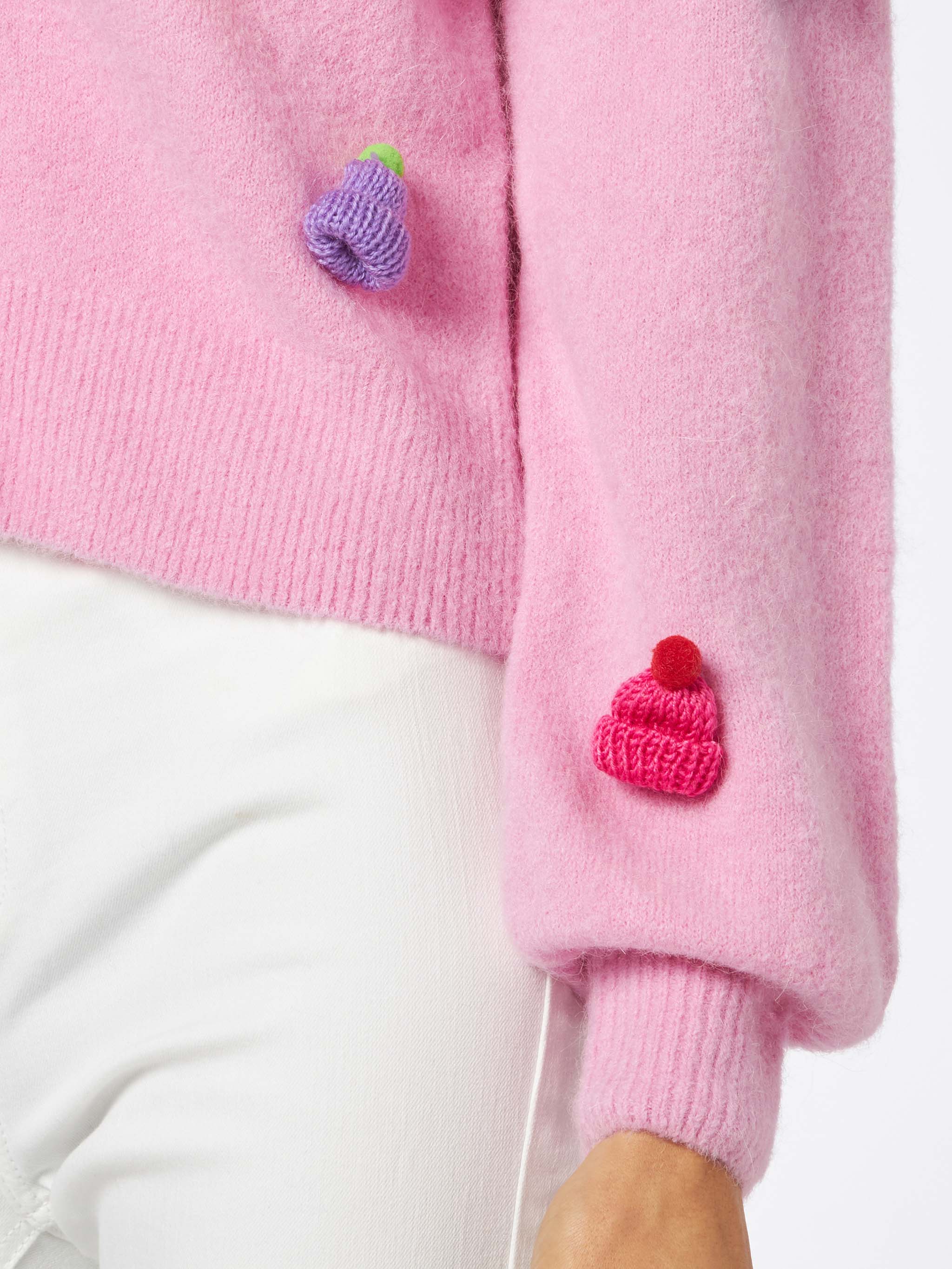 Lyza Soft Cropped Cardigan With Crochet Hearts Pink