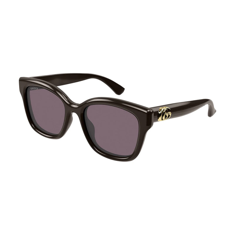 Gucci sunglasses in black