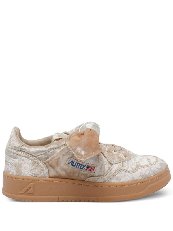 Low Medalist Velvet Sneakers Champagne Trainers