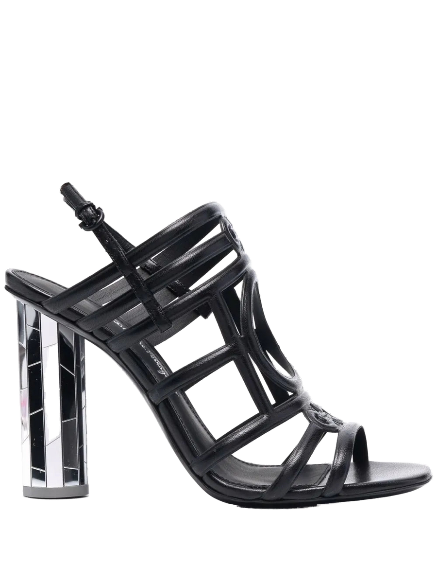 Ferragamo Leather sandal in black