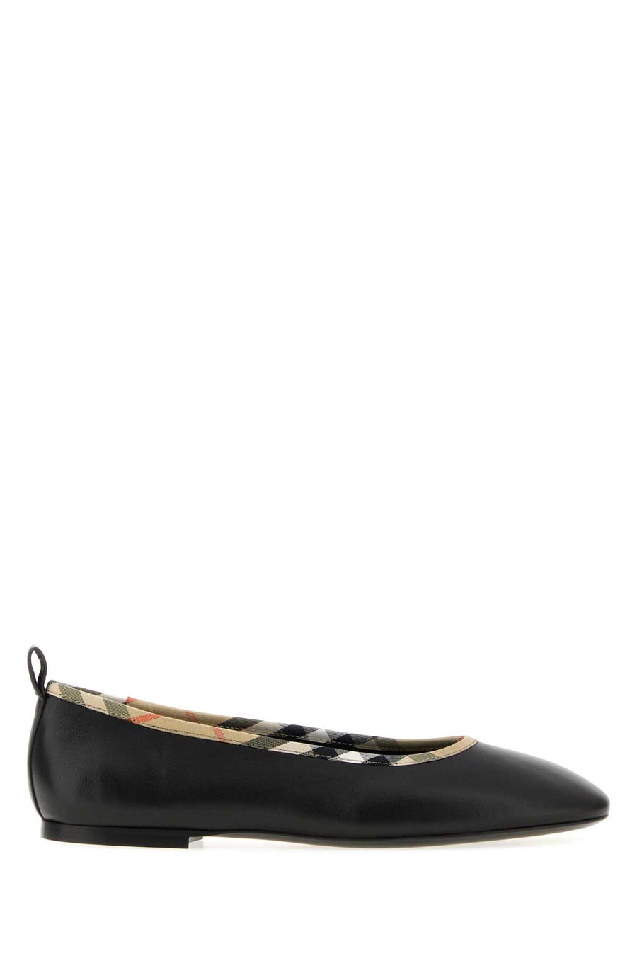 Burberry Robin Exterior: 100% Lamb Interior: 100% Leather Sole: Leather ballerina flat in black