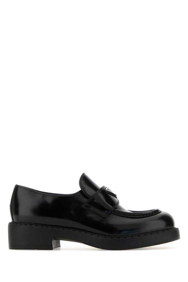 Prada 100% Vitello leather loafer in black
