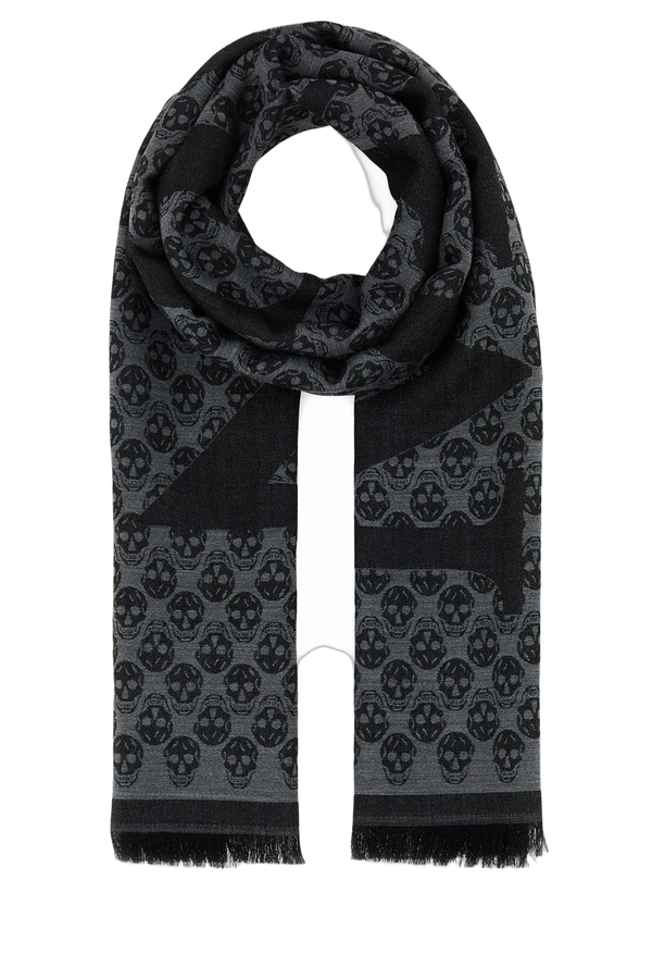 Alexander McQueen 100% Wool scarf in gray
