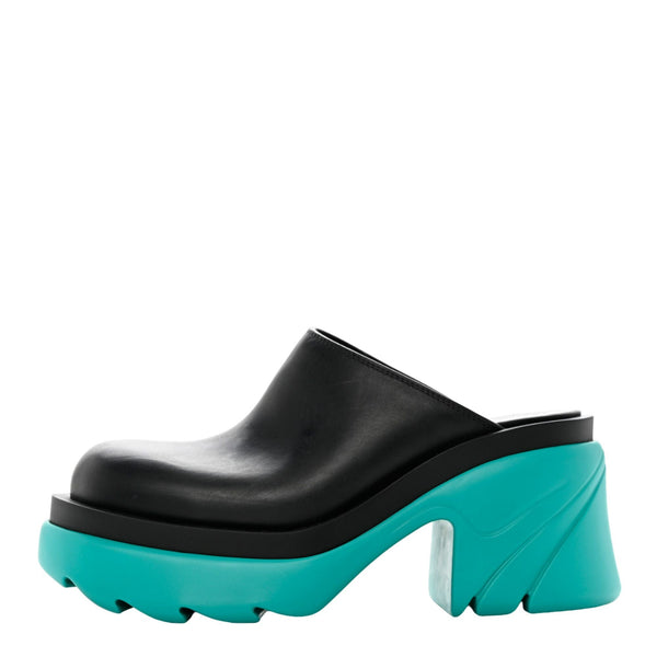 Bottega Veneta Leather upper; rubber sole mule in black